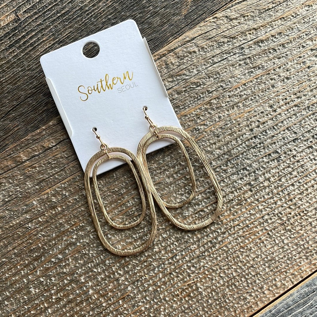 Double gold oval shaped earrings